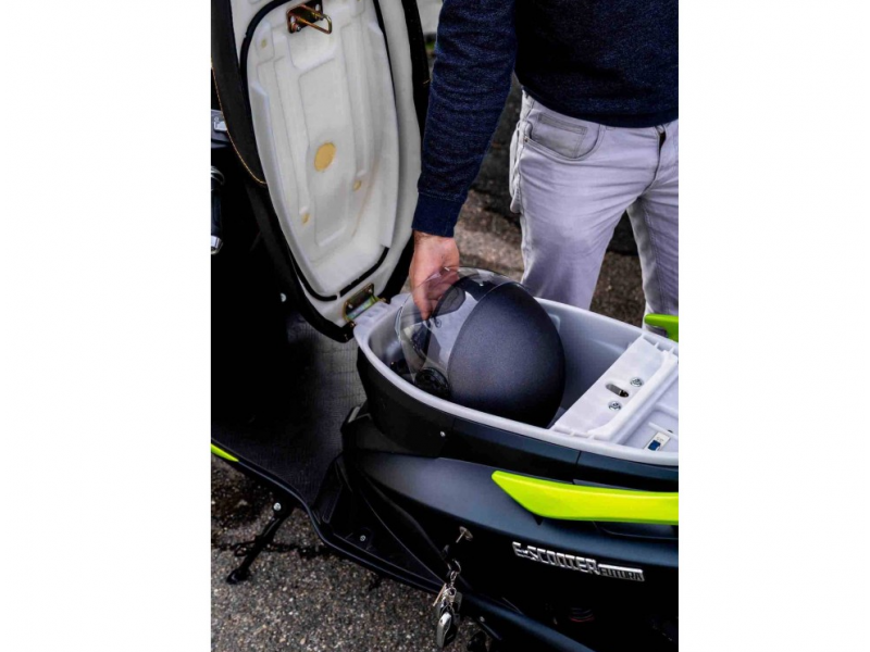 »FALCON 3400« Elektroroller 3,4 KW - Matt-Grau