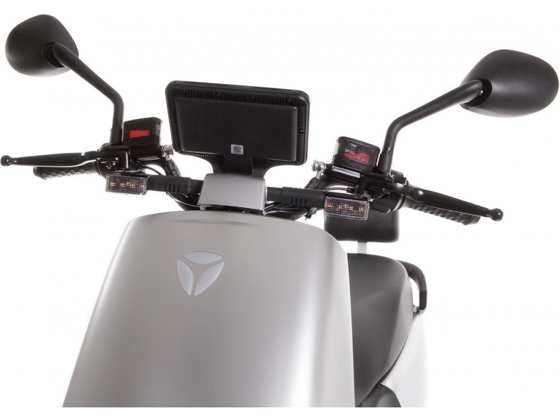 »Yadea G5 Schwarz« Elektroroller 45 km/h